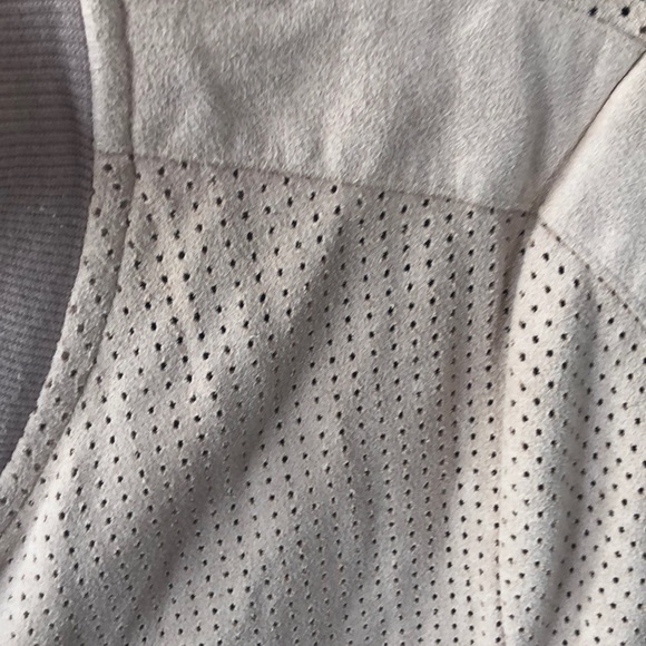 Pale pink perforated jacket - Picture 2 of 4